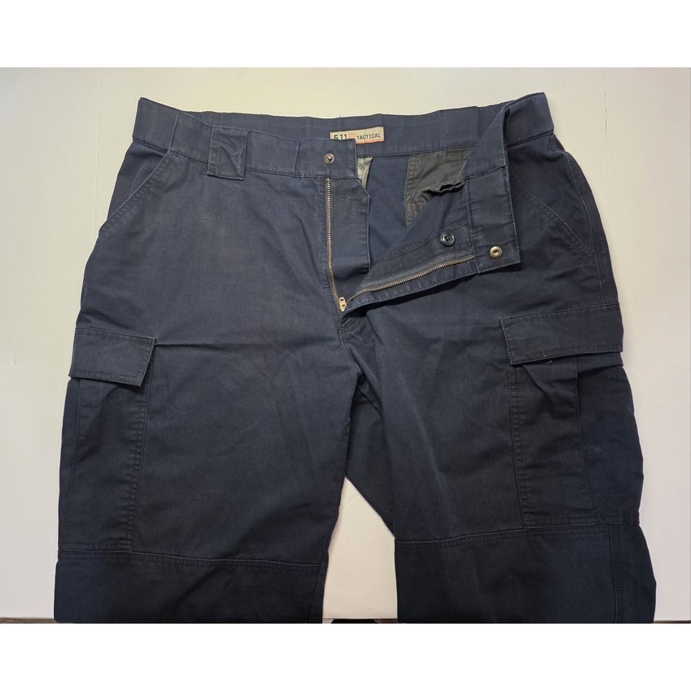 5.11 Tactical Mens Size 38 (XL) Navy Blue Rip Stop Cargo Pants